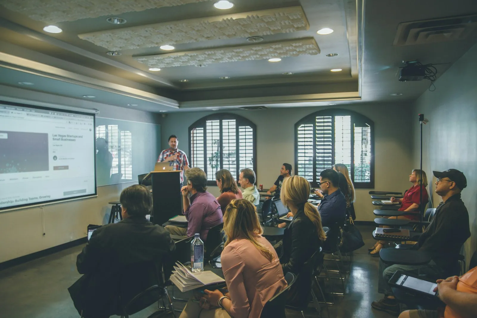 Qualified English Literature tutors - expert instructor supporting student success