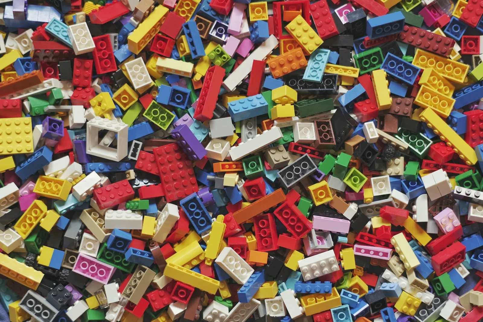 What the NNAT measures - non-verbal pattern and sequence reasoning